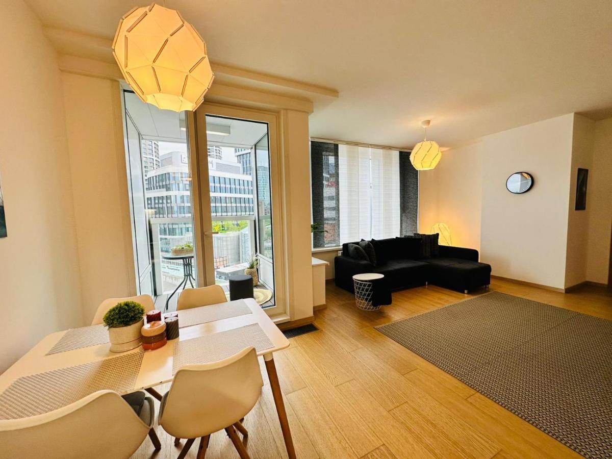 Apartments05 In New Building With Free Parking Panorama City - Amazing View Close To Old Town Bratislava Exterior photo